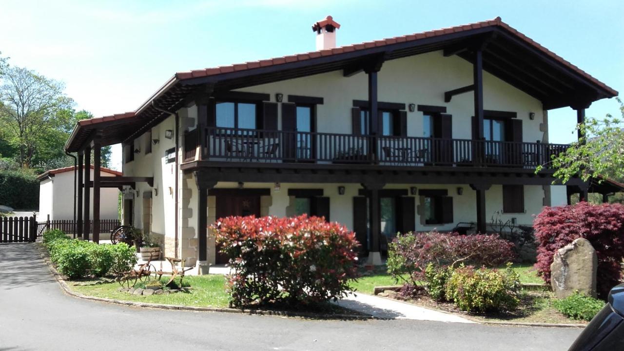 Landhaus Otxoenea *